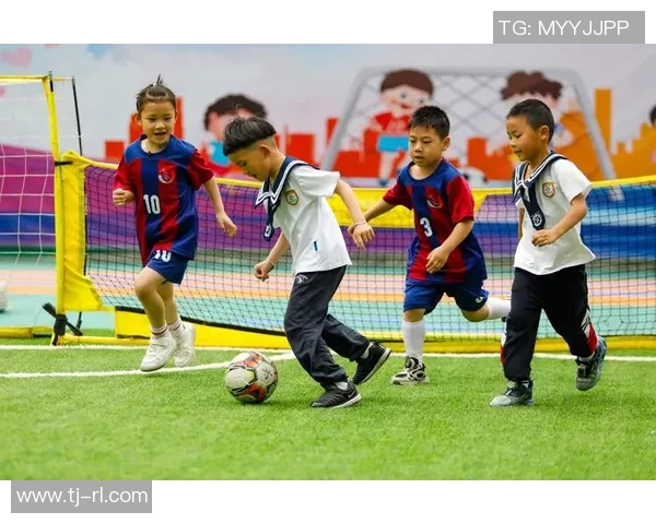 足球明星玩具视频带你领略精彩瞬间与趣味互动体验