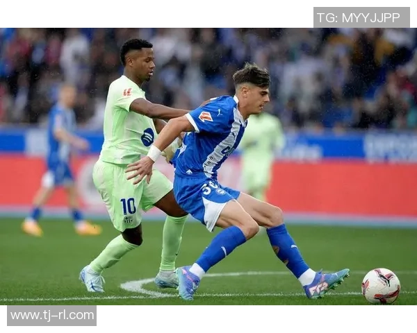 足球明星莱万特的辉煌历程与未来展望解析